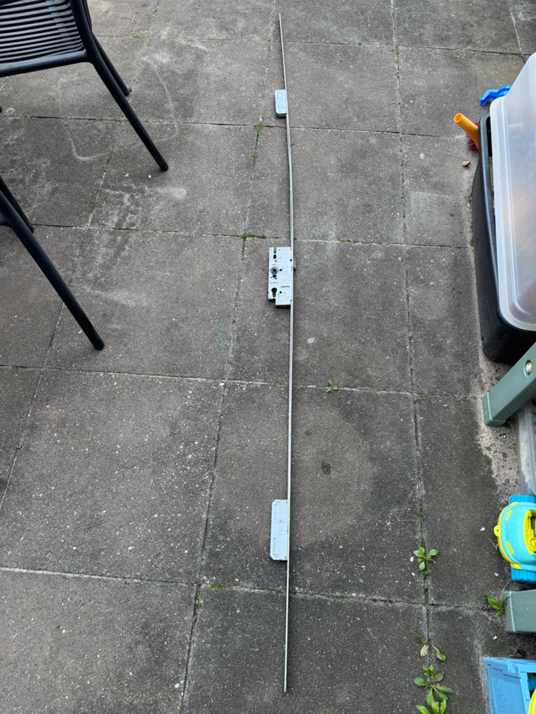 Gebruikte meerpuntssluiting, 235 cm lang, doornmaat 5, Ophalen, Gebruikt, IJzer, Slot