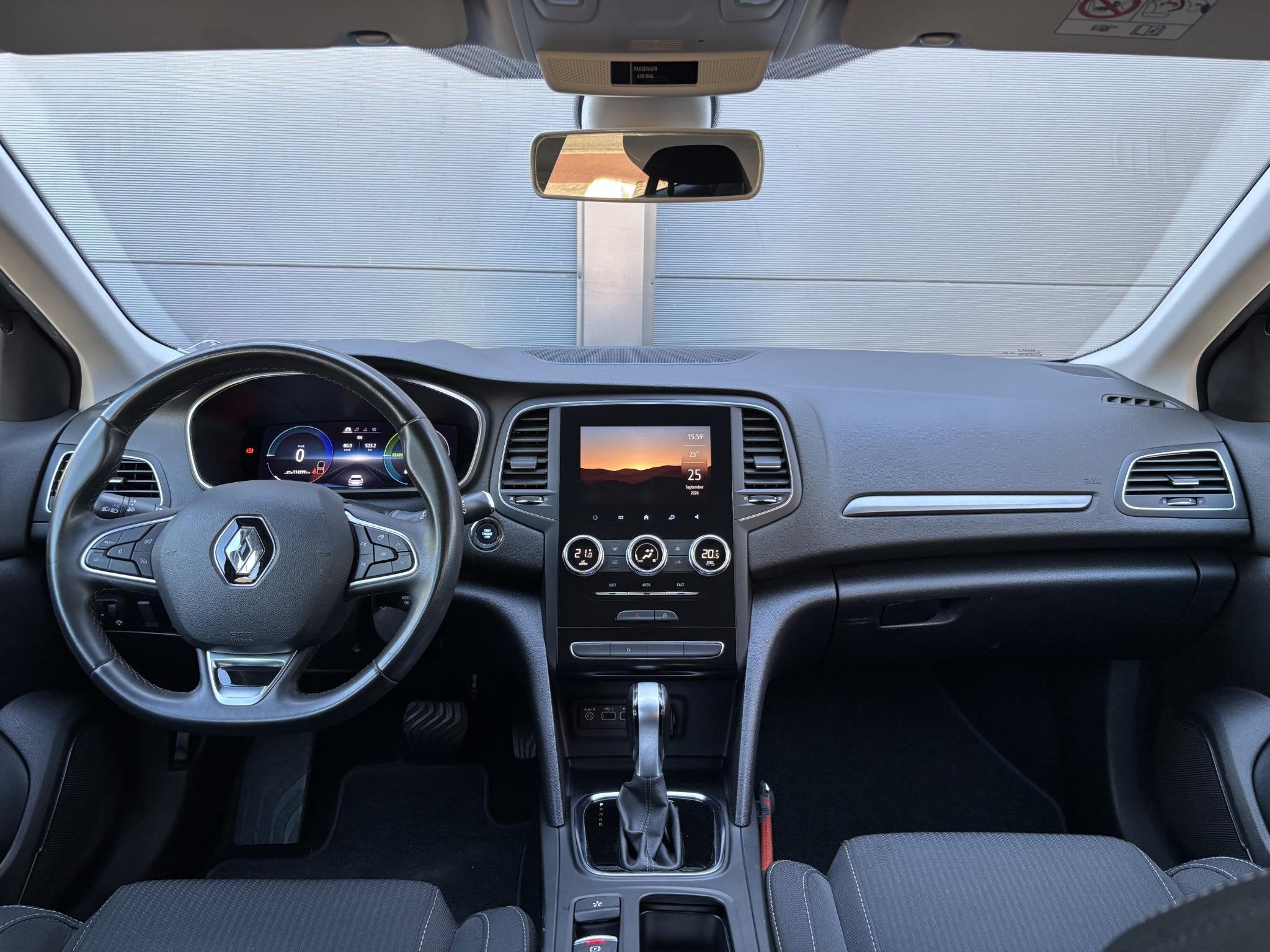 Renault Mégane Estate 1.6 E-Tech Plug-In Hybrid 160 / 100%, Auto's, Stof, Gebruikt, 4 cilinders, Hybride Elektrisch/Benzine