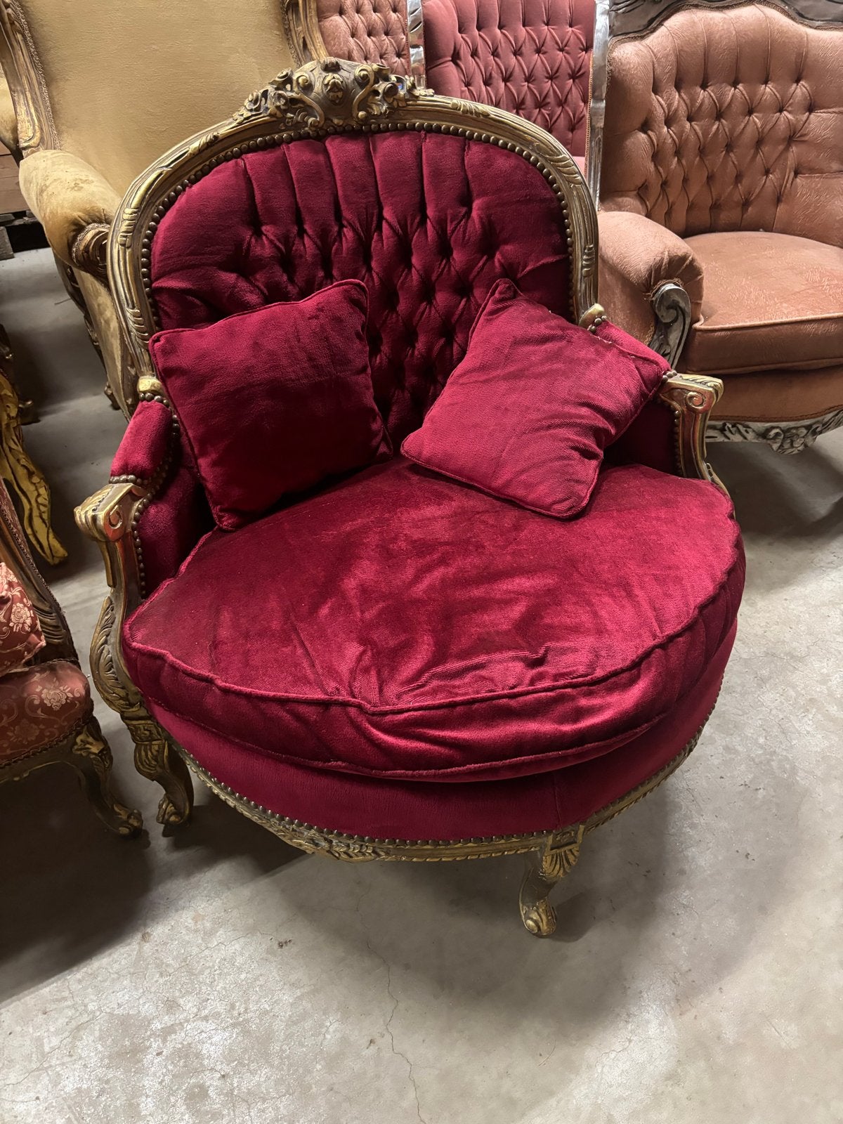 Antieke fluwelen fauteuil - Rood met gouden accenten, Ophalen