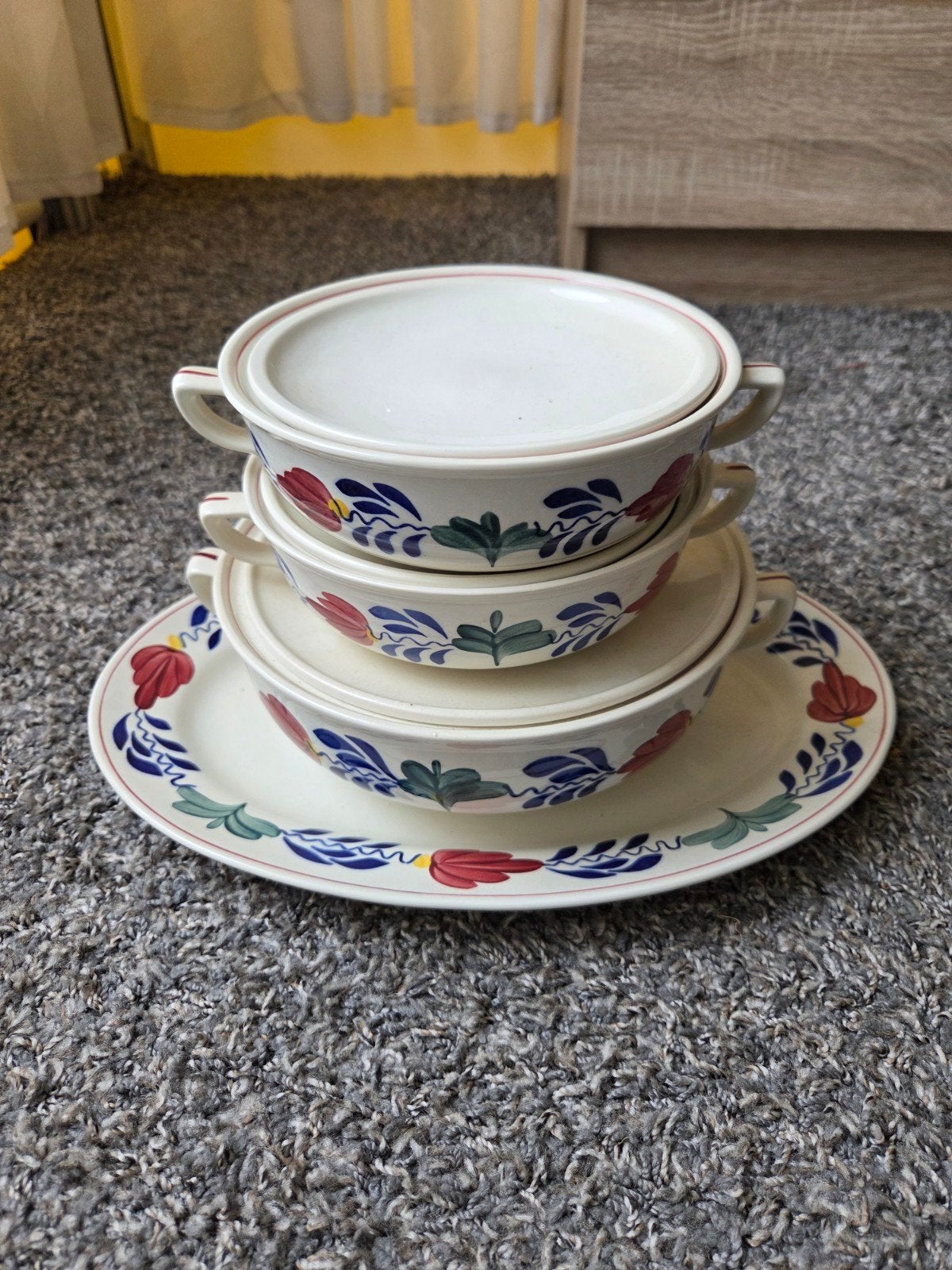 Vintage Boerenbont soepkommen met deksel en schaal, Ophalen of Verzenden, Aardewerk, Kom(men)