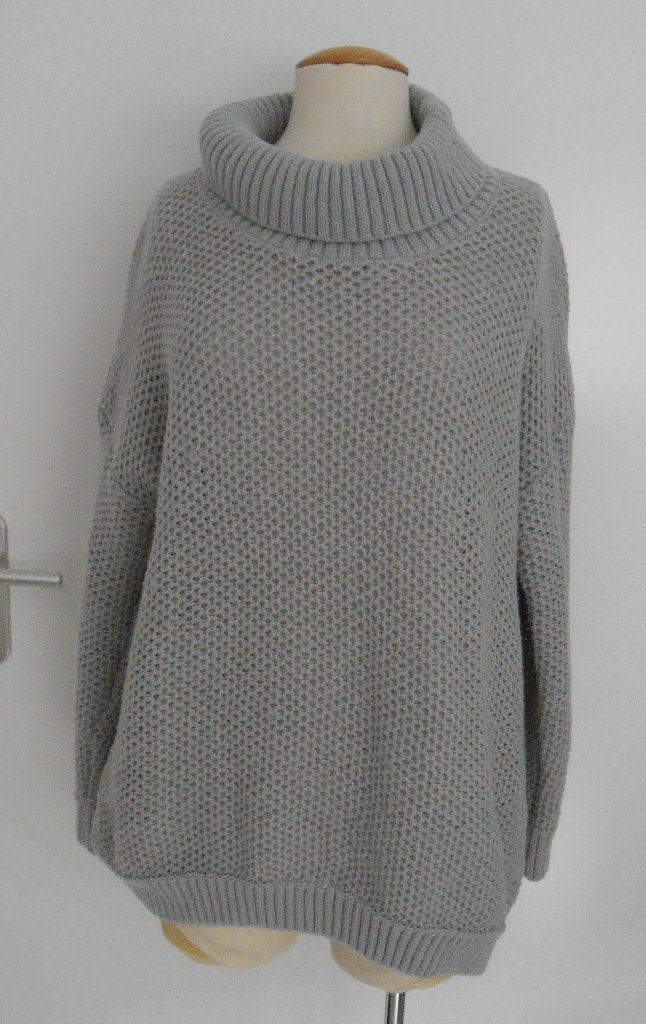 Shein lichtgrijsze trui mt XL ( 42/44), Maat 42/44 (L), Ophalen of Verzenden, Zo goed als nieuw, Grijs