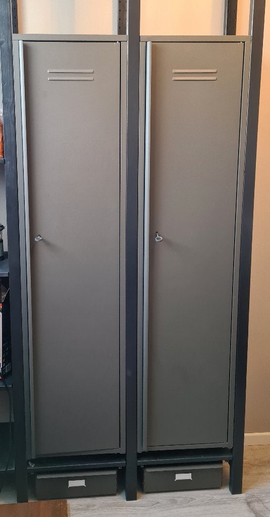2x IKEA IVAR metalen lockers en 2 bijpassende metalen lades, Ophalen, Zo goed als nieuw