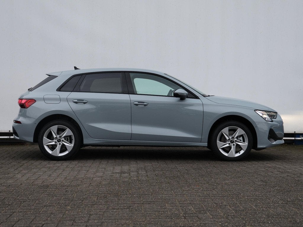 Audi A3 Sportback Advanced edition 40 TFSIe 150 kW / 204 PK, Auto's, Audi, Stof, 1498 cc, 4 cilinders, 150 min