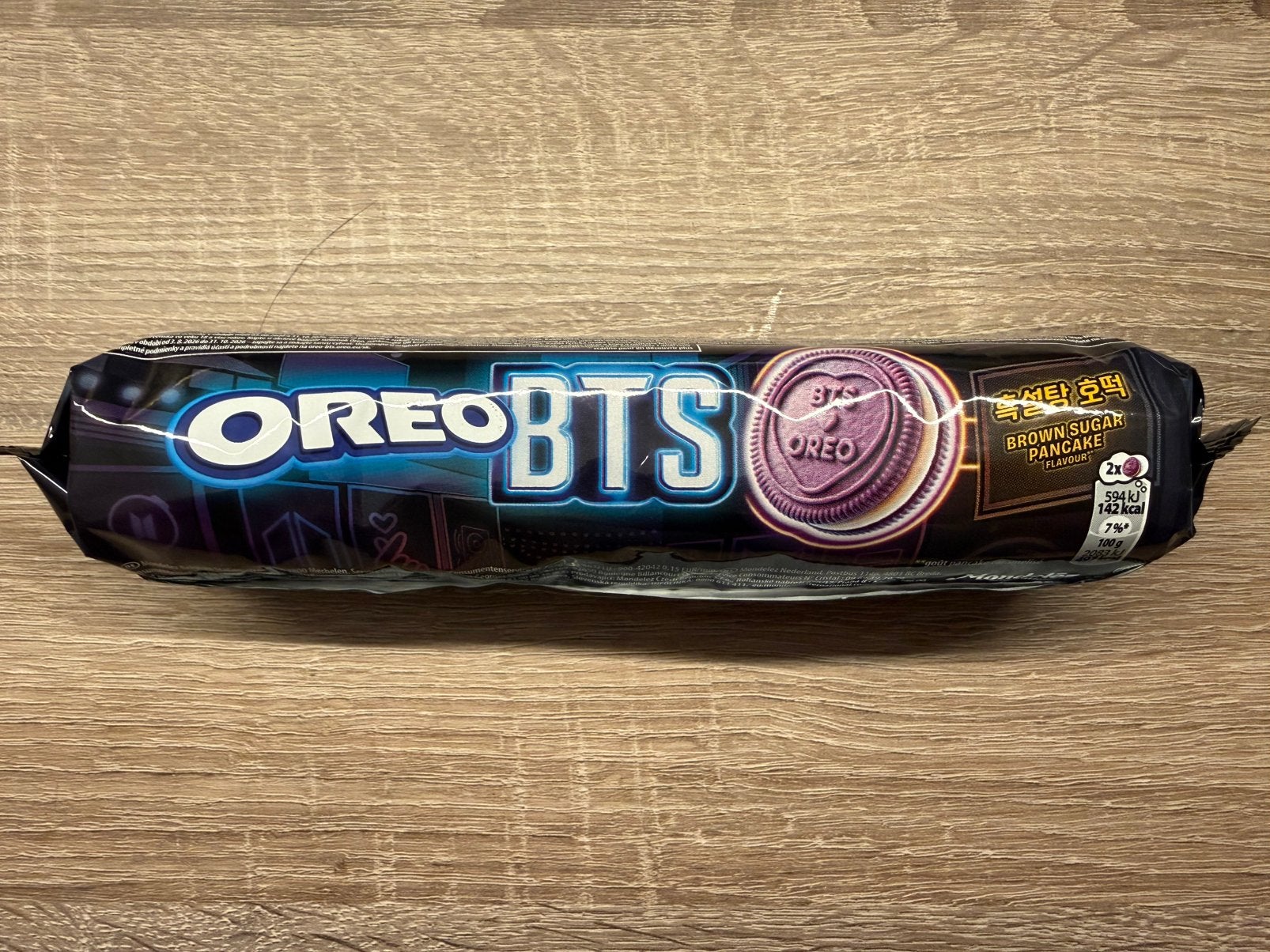Limited edition BTS rol paarse Oreo, Ophalen of Verzenden, Nieuw, Gebruiksvoorwerp