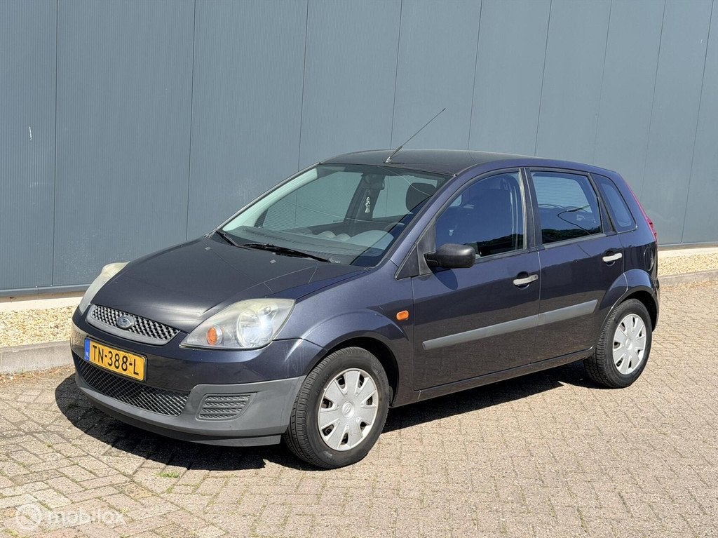 Ford Fiesta 1.25 Ghia NWEAPK/AIRCO, Auto's, Voorwielaandrijving, 1242 cc, 4 cilinders, Electronic Stability Program (ESP)