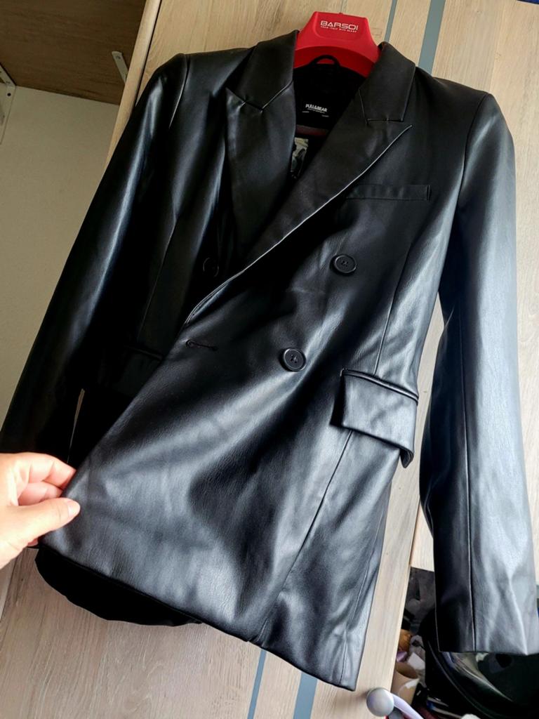Pull&Bear Zwart Faux Leren Blazer Maat S, Kleding | Dames, Pull&Bear, Zwart, Nieuw, Ophalen of Verzenden