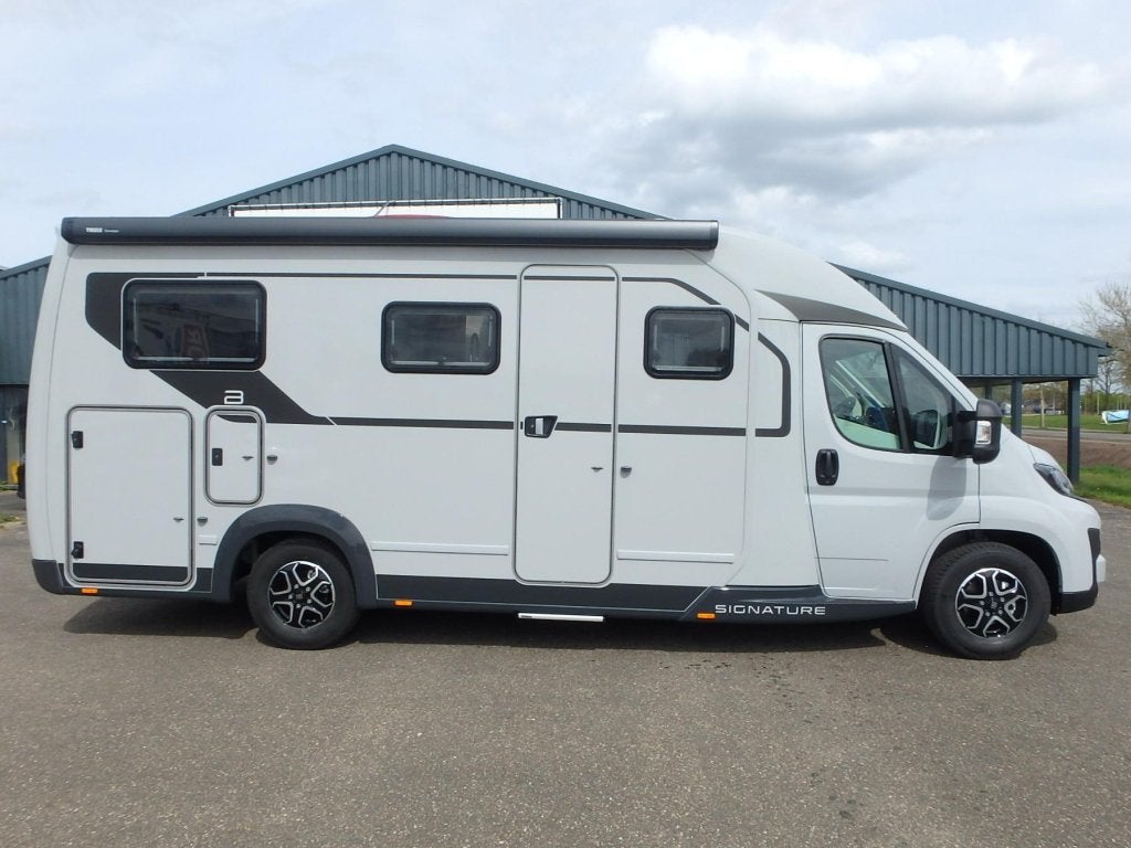 Bürstner Signature SFT 7.0, Automaat, Fiat, Hordeur, Bedrijf