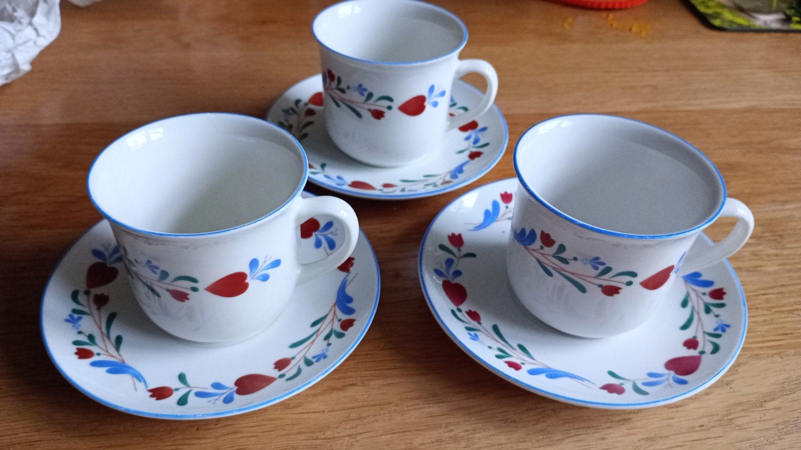 3 lijken op Boerenbont kop en schotels - Landelijk servies, Huis en Inrichting, Ophalen, Gebruikt, Keramiek, Landelijk/Boerenbont