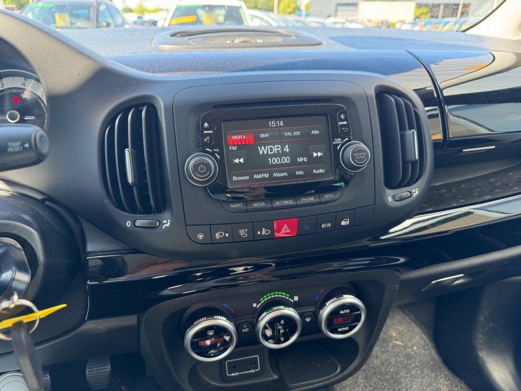 Fiat 500L 1.4-T-JET Lounge - climate control - sensoren, Voorwielaandrijving, Gebruikt, 4 cilinders, Met garantie (alle)