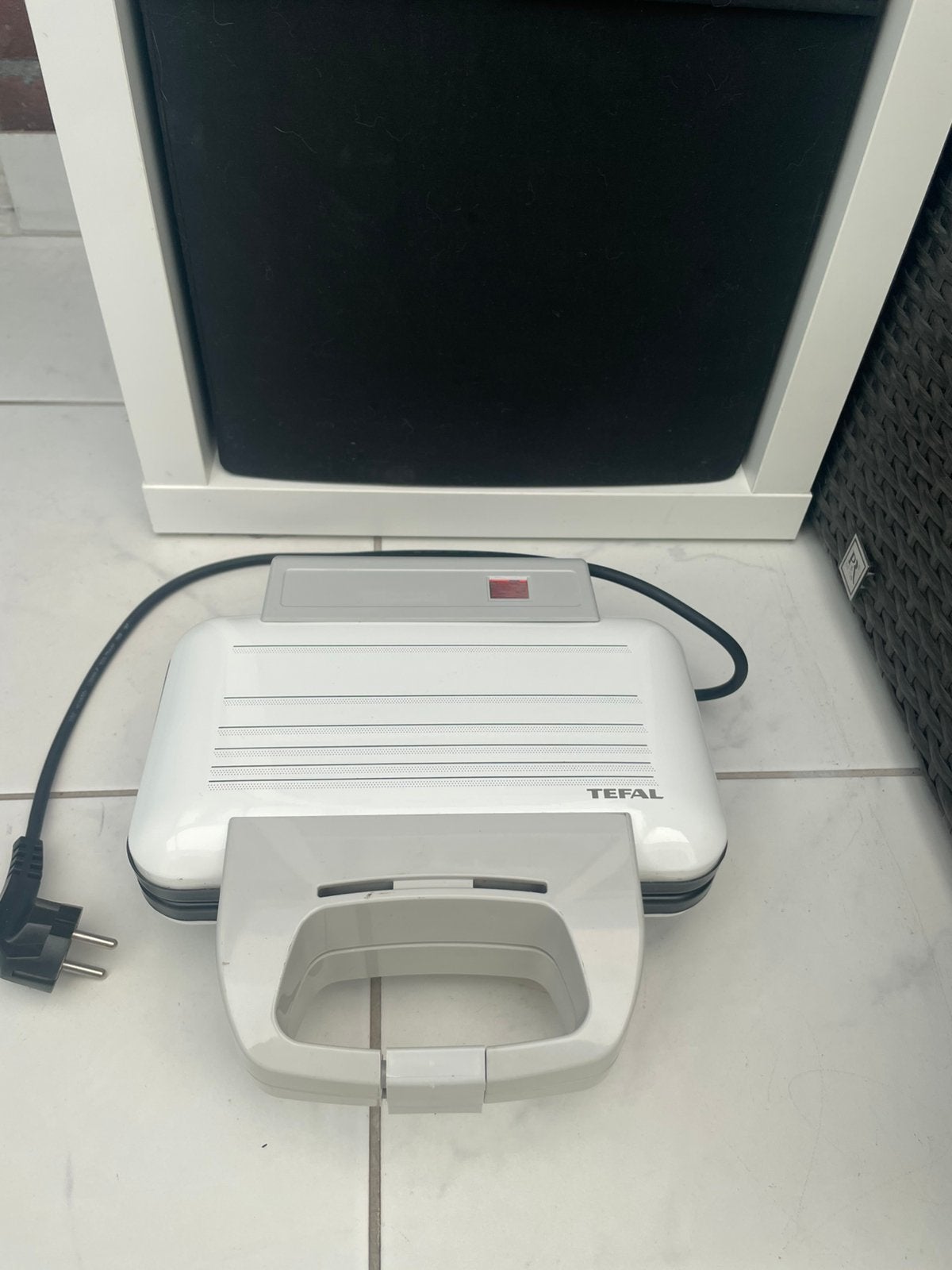 Te koop een mooie tosti apparaat sandwichmaker tefal, Ophalen, Zo goed als nieuw