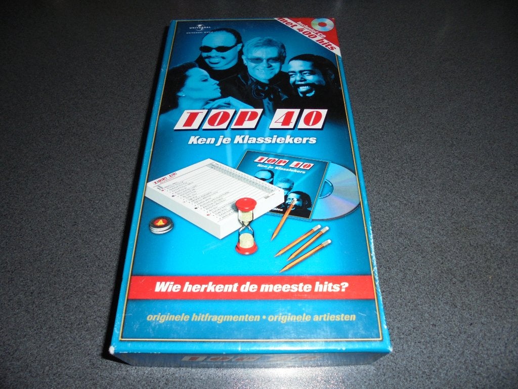 Spel top 40, Vijf spelers of meer, Ophalen of Verzenden, Zo goed als nieuw, Universal Music