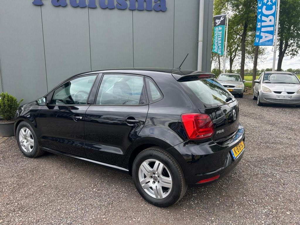 Volkswagen Polo 1.0 Blue motion technology Airco|Bluetooth, 21 km/l, Start-stop-systeem, 60 pk, Zwart