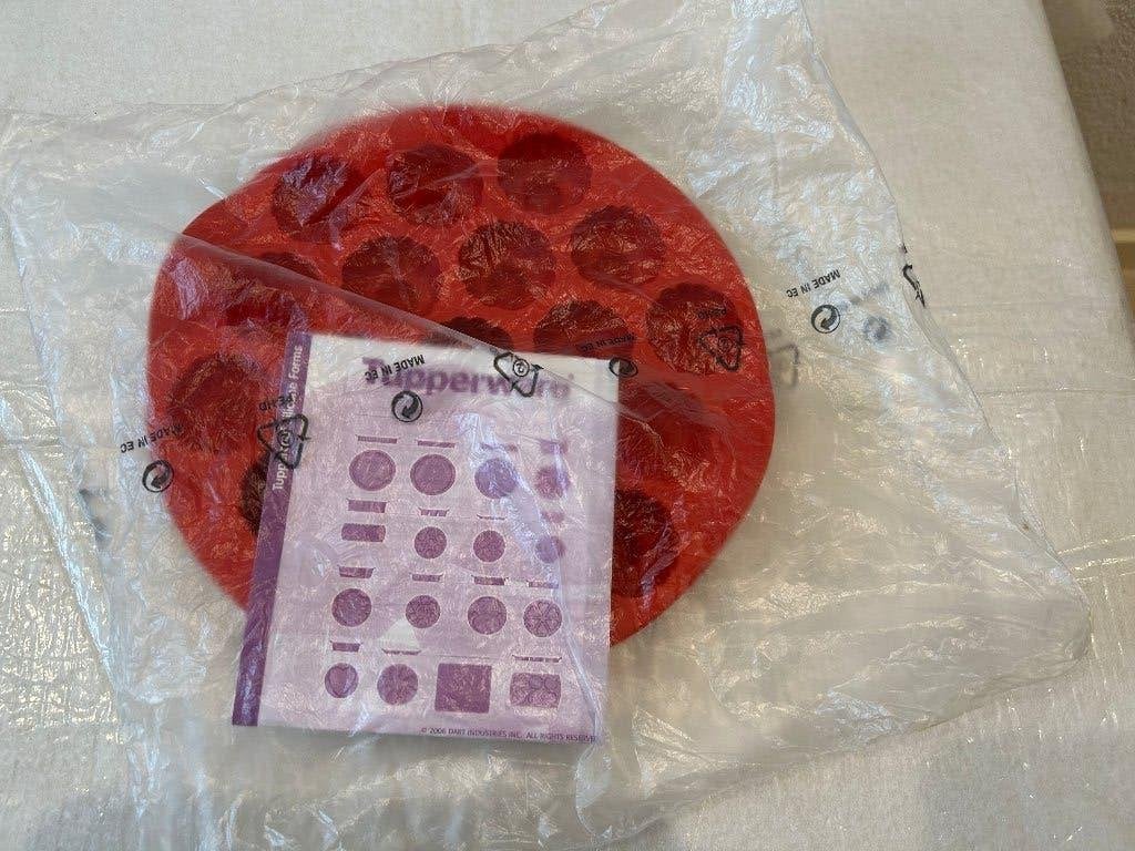 Tupperware. vorm siliconen mal pralinévorm*Oven*Magnetron*, Ophalen, Geschikt voor vriezer, Schaal, Nieuw
