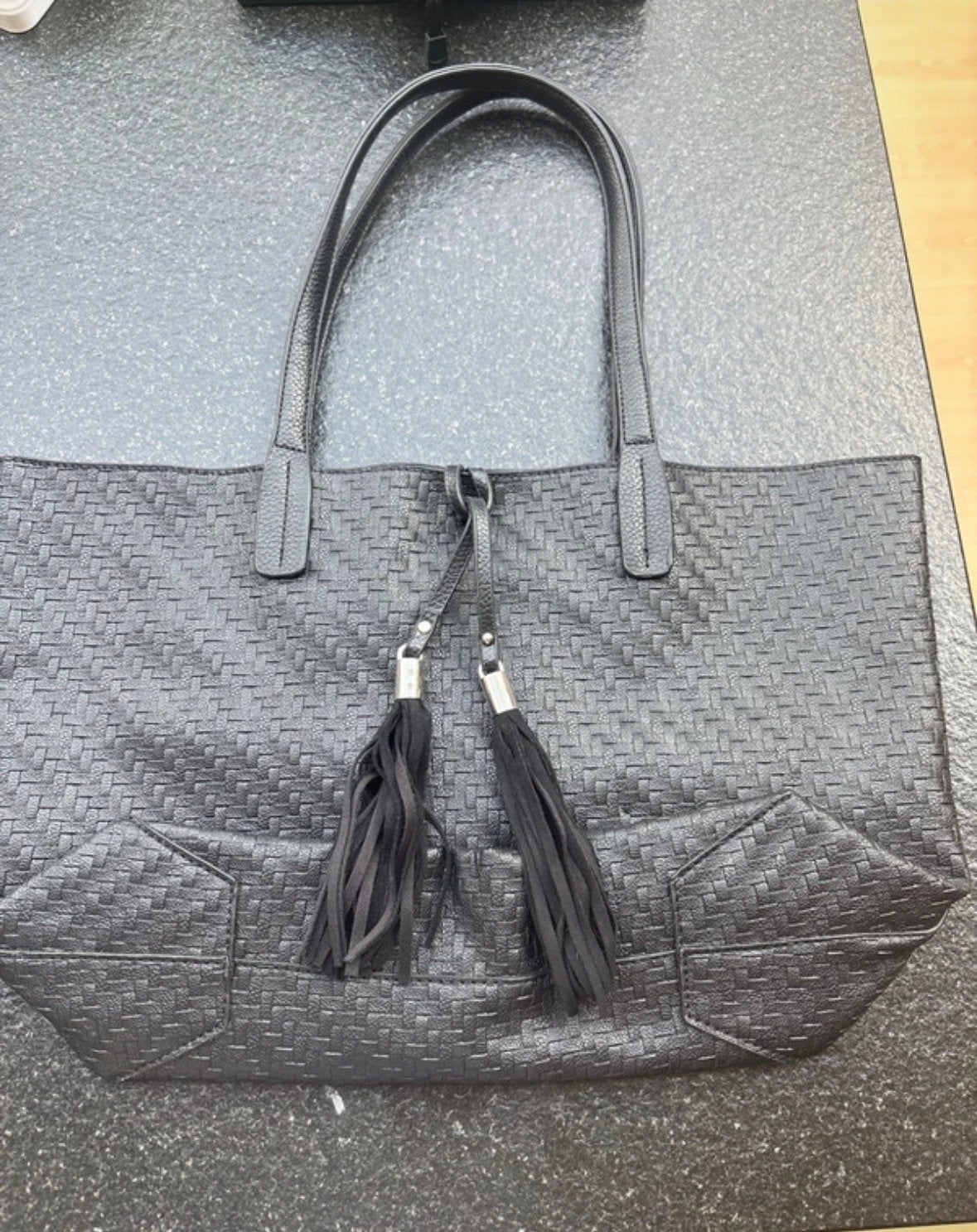 New Look zwarte shopper met kwastjes, Ophalen of Verzenden, Gebruikt, Zwart, Shopper