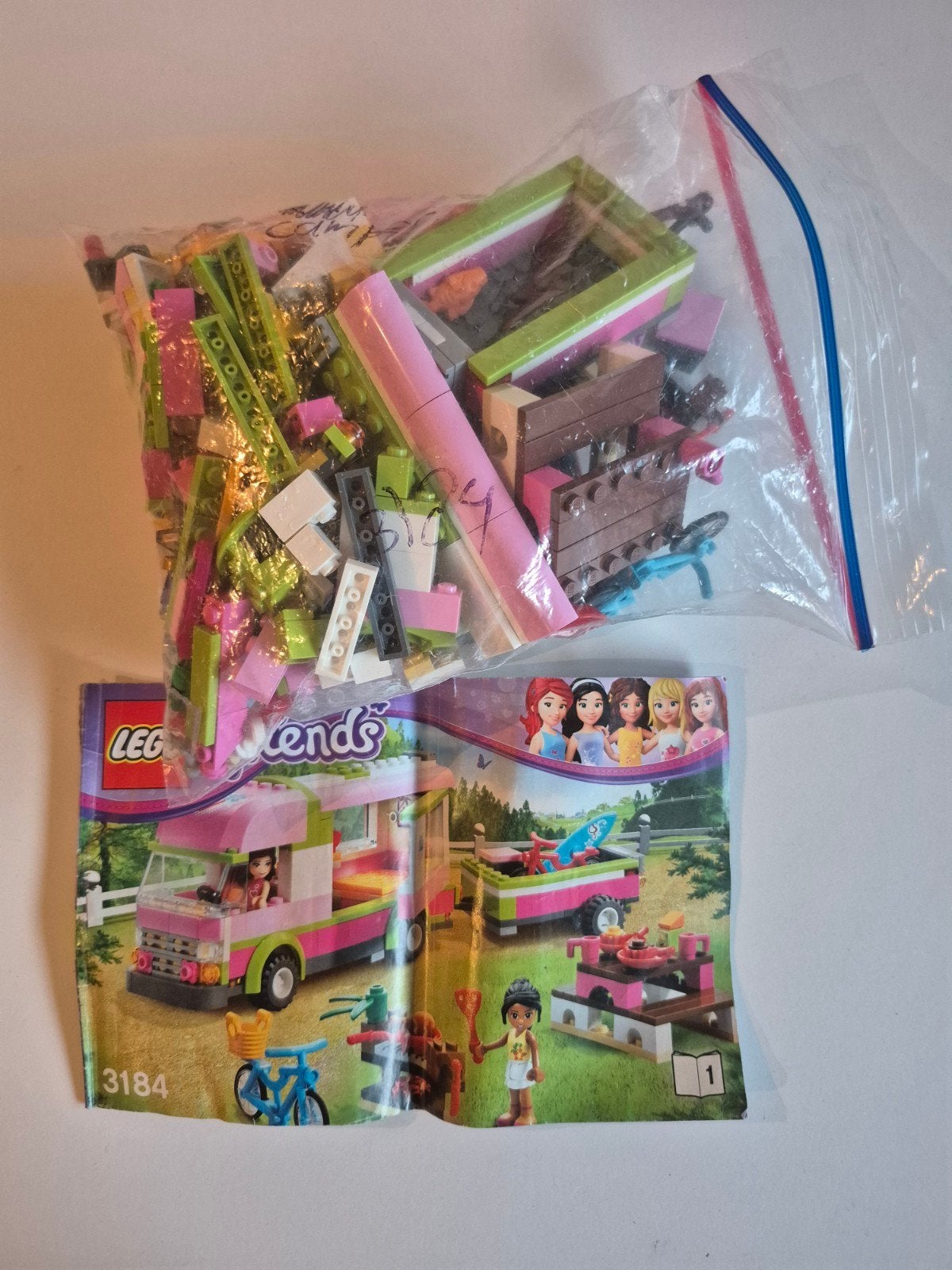 Lego Friends Camper 3184 met boekjes, Gebruikt, Lego, Friends, Ophalen of Verzenden