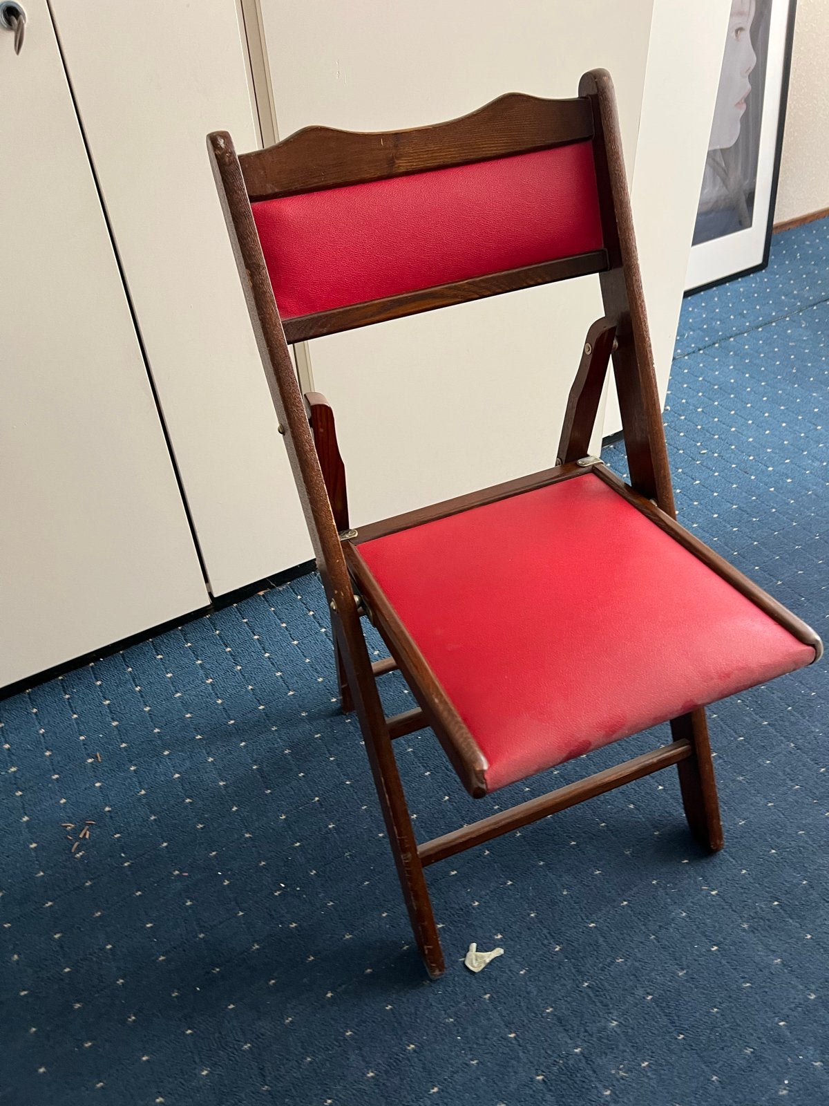 Vintage opvouwbare stoel met rode zitting, vier stuks, Ophalen