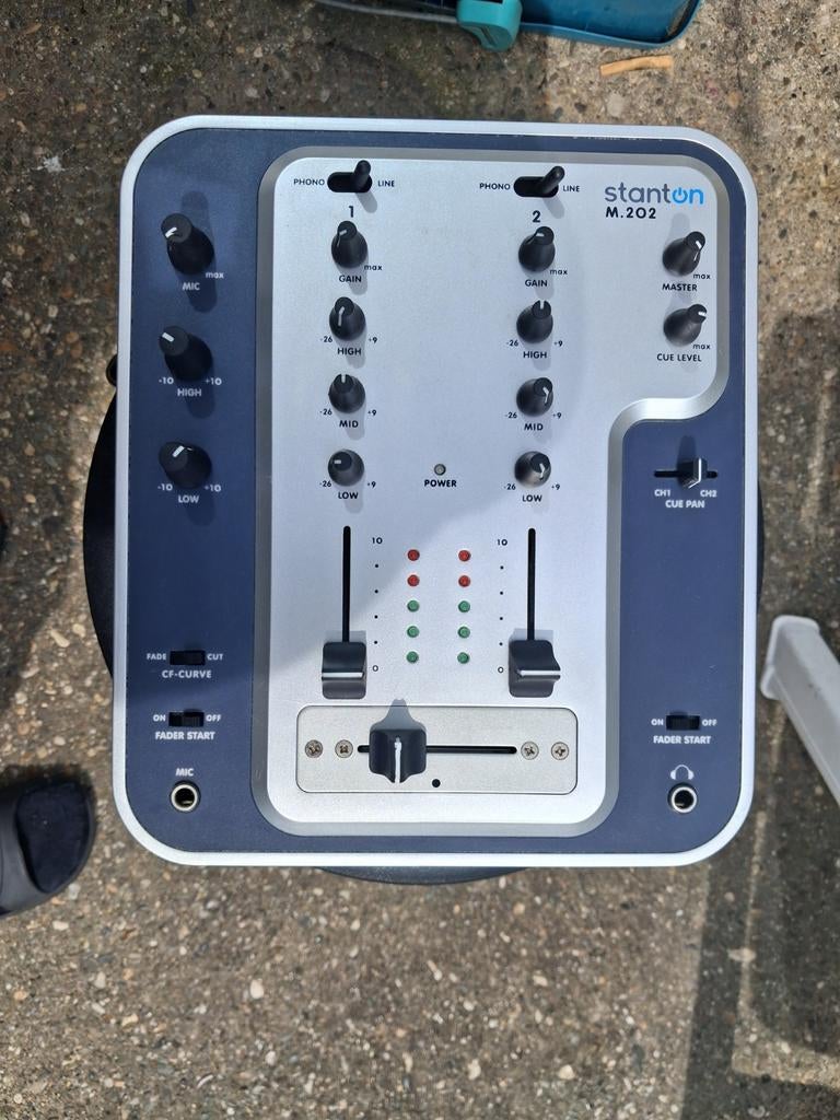 Stanton m 202, Muziek en Instrumenten, Mengpanelen, Ophalen of Verzenden