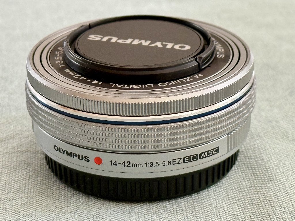 Olympus M.Zuiko ED 14-42mm f/3.5-5.6, Verzenden, Micro Four Thirds, Olympus, Standaardlens