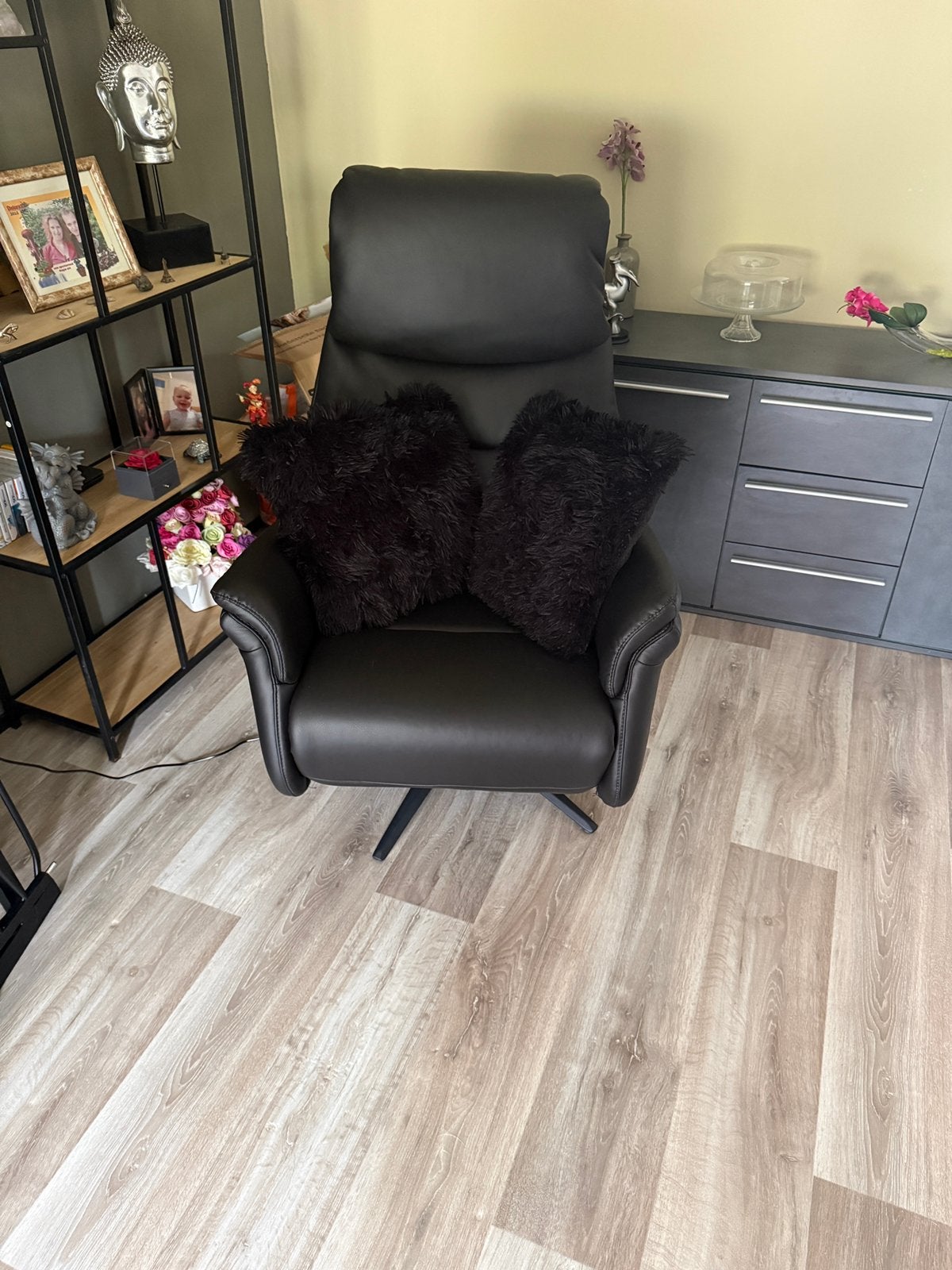 Cleveland Zero Gravity Recliner Zwart Nieuw, Ophalen, Nieuw, 50 tot 75 cm, Leer