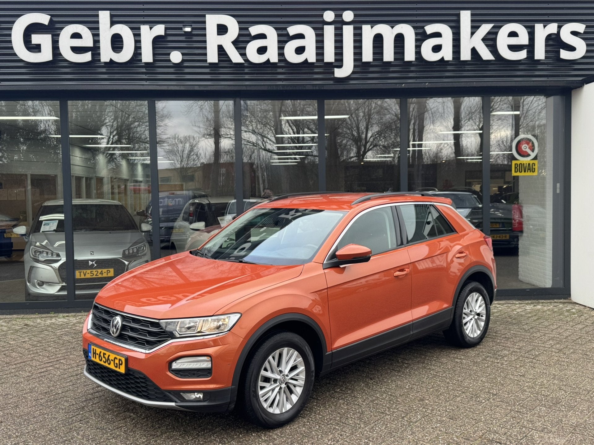 Volkswagen T-Roc 1.0 TSI Style *Navigatie*Stoelverwarming*, Auto's, Volkswagen, Voorwielaandrijving, Euro 6, Overige kleuren, 116 pk