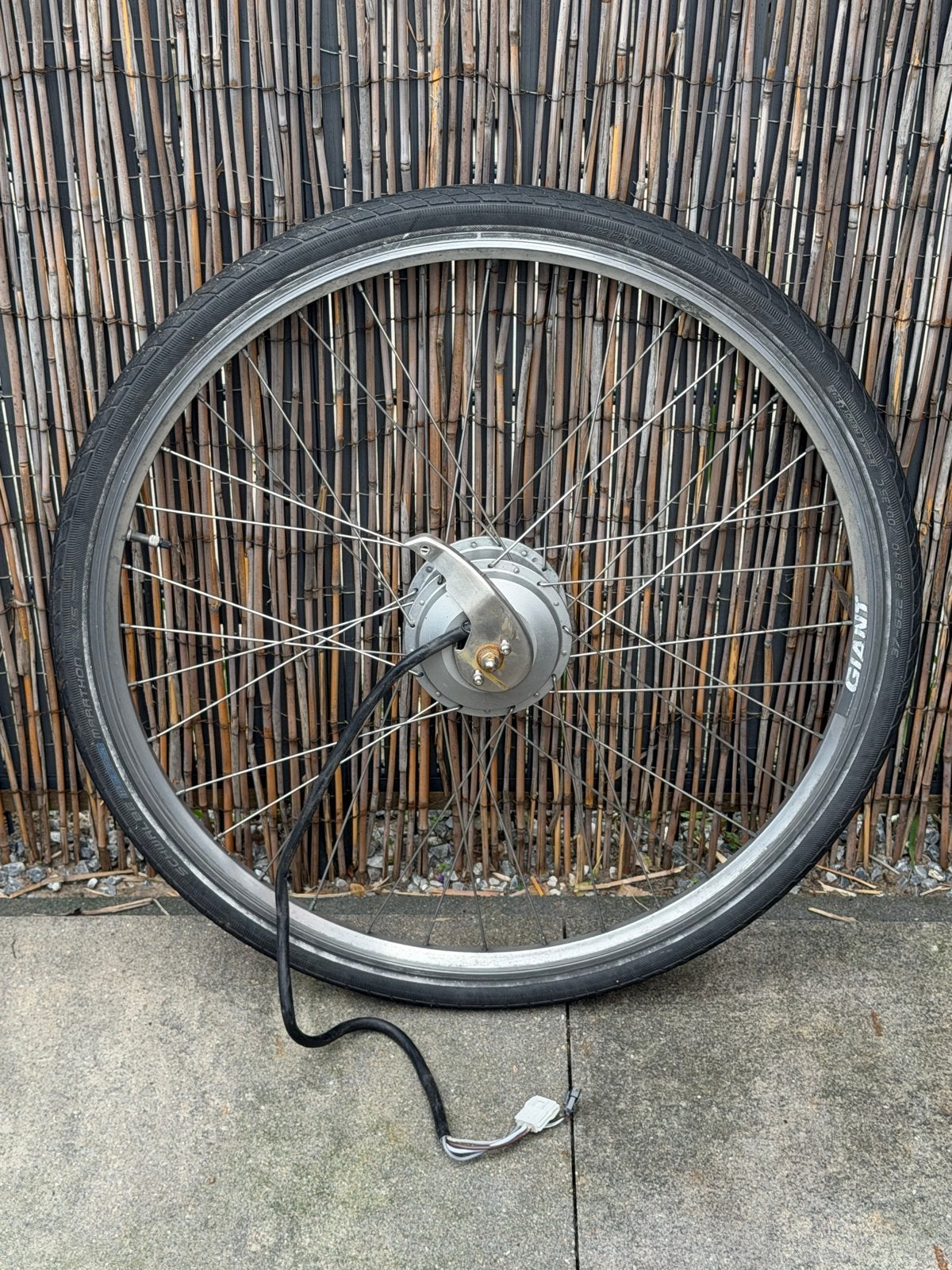 Voorwiel 28 inch Giant Twist - Nette staat, Fietsen en Brommers, Ophalen of Verzenden, Gebruikt, Elektrische fiets, Wiel