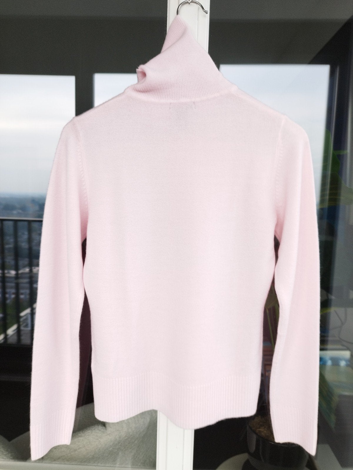 Een hele mooie nieuwe Col Trui van H&M, Ophalen of Verzenden, Nieuw, Maat 38/40 (M), Roze