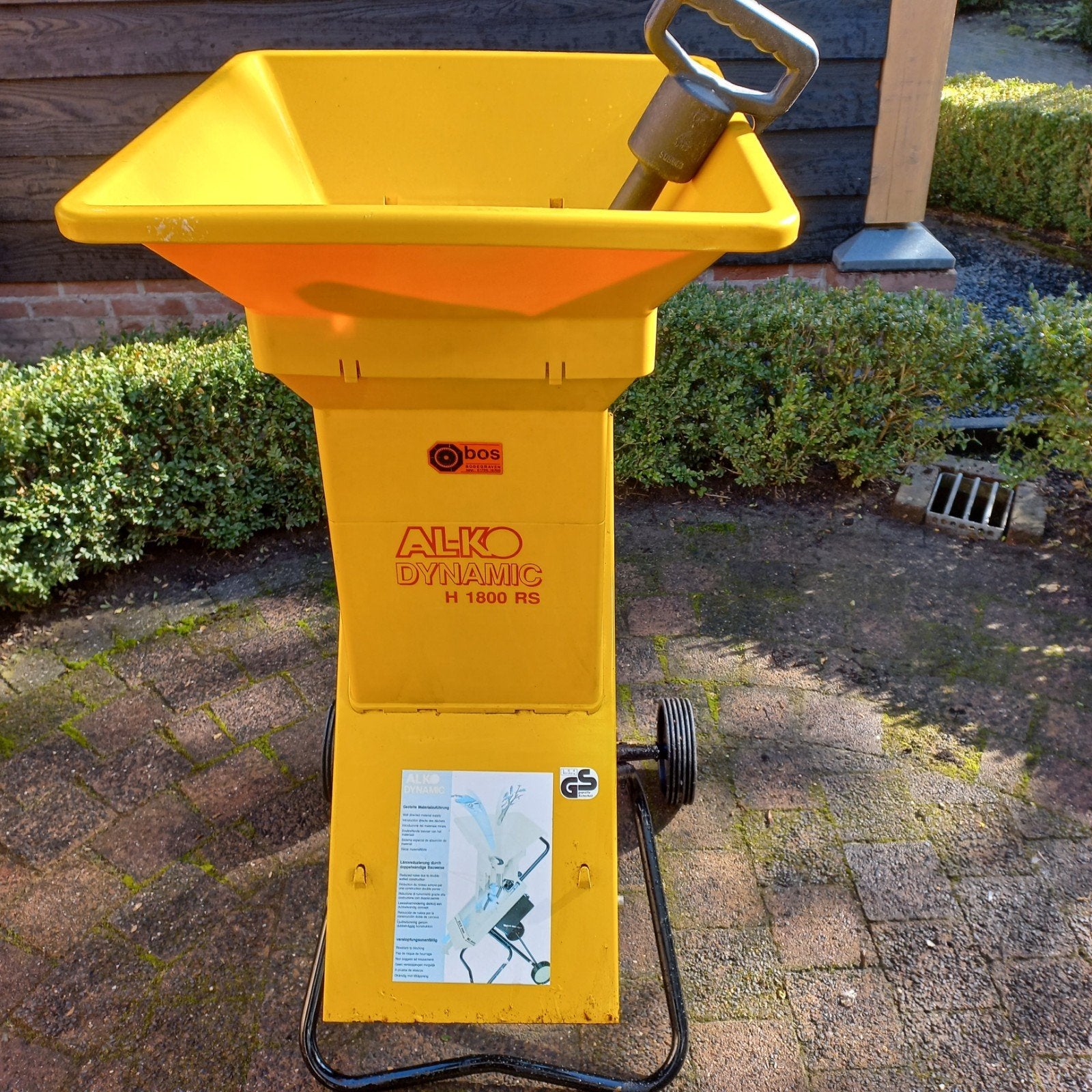 tuin hakselaar voor takken, Ophalen