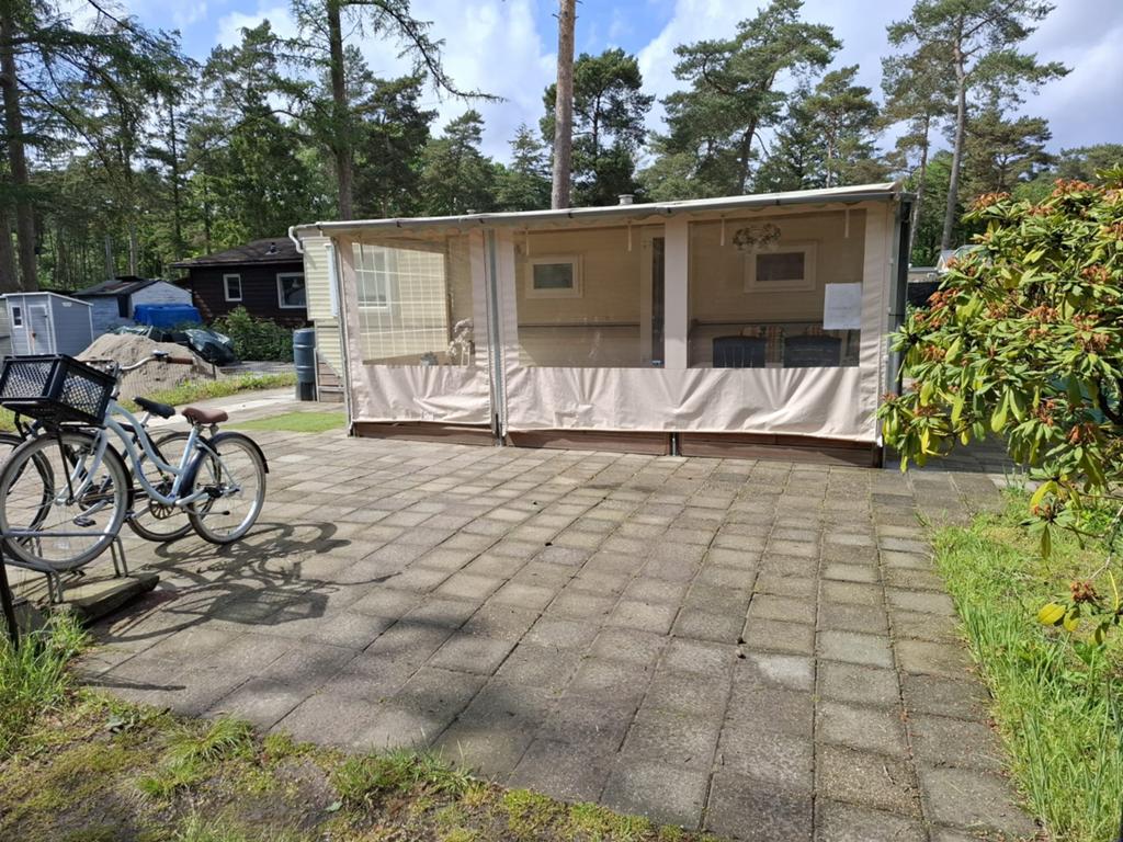 Stacaravan met vaste voortent op Eurocamping vessem, Caravans en Kamperen, Stacaravans, meer dan 6, Ophalen