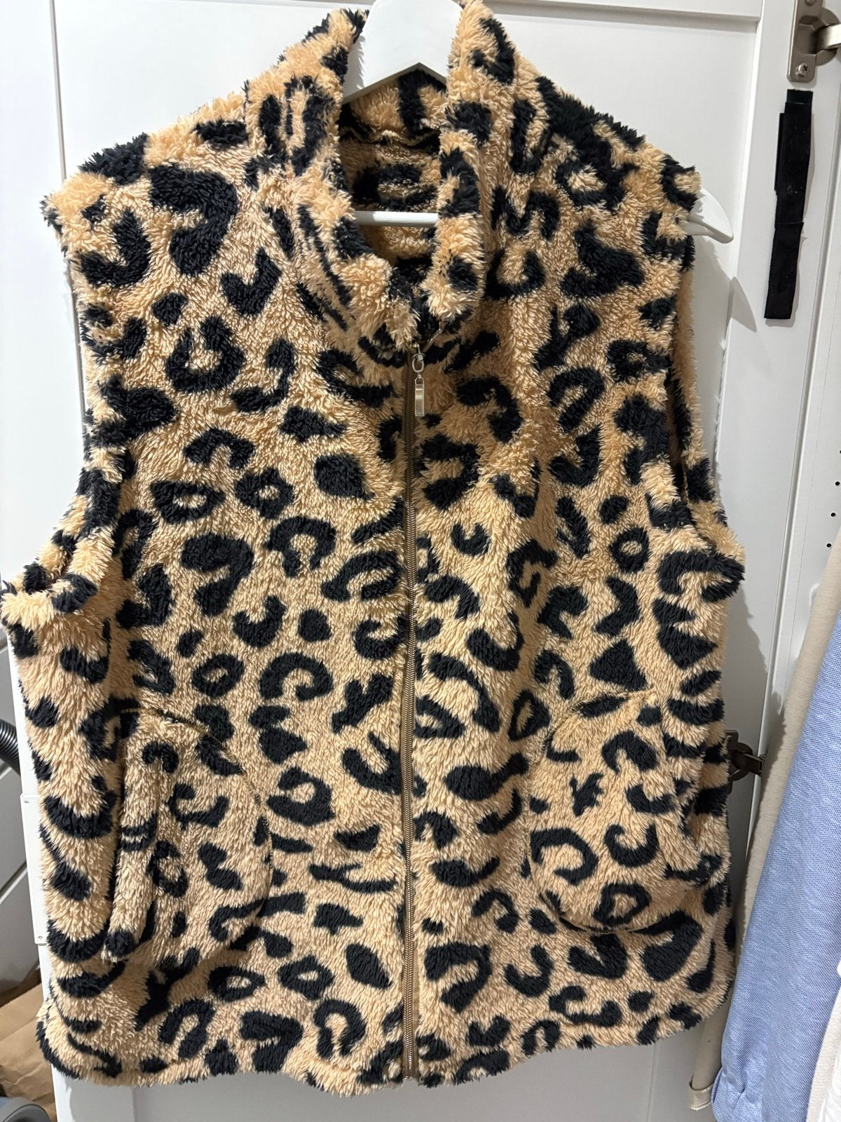 Bodywarmer met luipaardprint - Maat L, Ophalen of Verzenden, Zo goed als nieuw, Maat 42/44 (L), Bruin