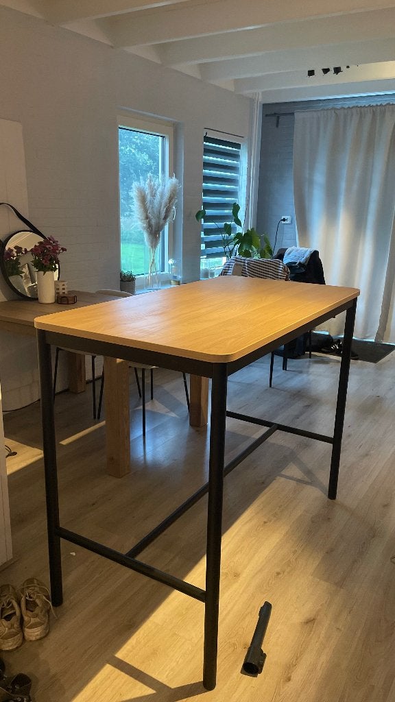 Bartafel IKEA Tommaryd en 4 barstoelen, Ophalen, Zo goed als nieuw, Inclusief barstoelen