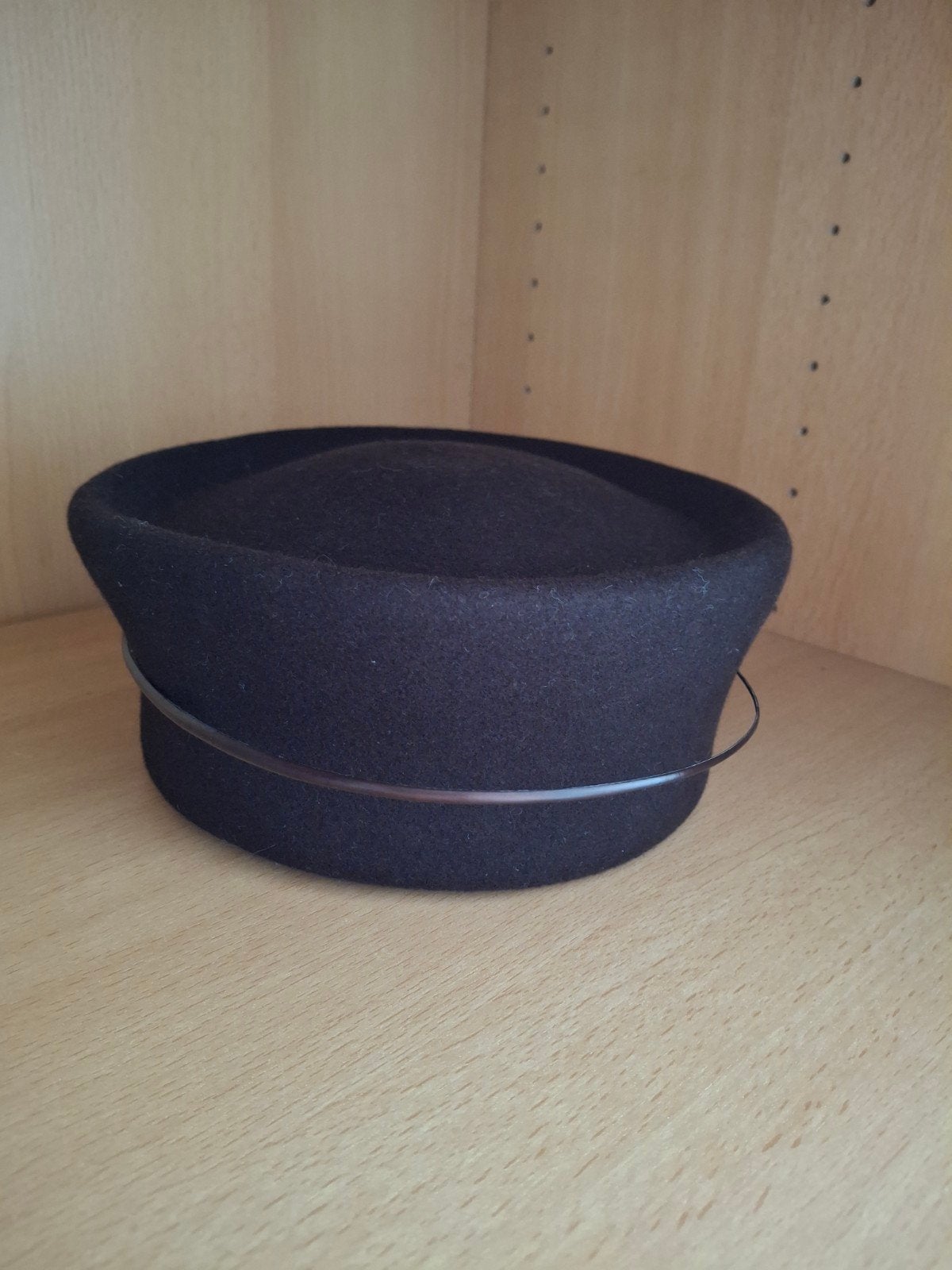 Stijlvolle zwarte hoed van 't Matelootje, 't Matelootje, Hoed, Zo goed als nieuw, One size fits all