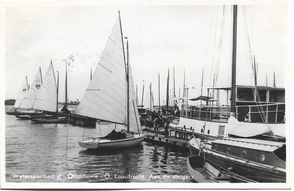 Loosdrecht:  Watersportbedrijf Ottenhome - Aan de steigers, Verzenden, 1940 tot 1960, Gelopen, Noord-Holland