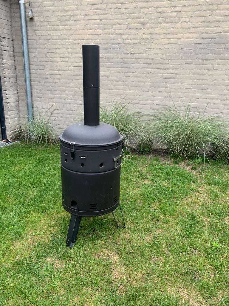 Buitenkachel/bbq te koop, Ophalen, Zo goed als nieuw