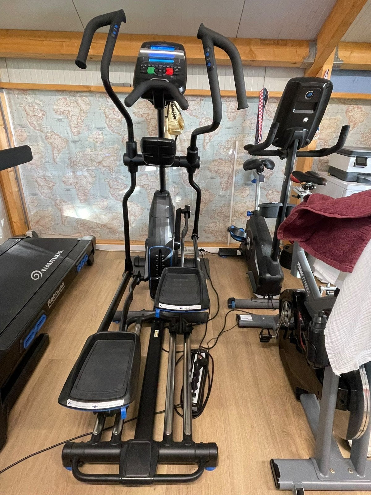 Nautilus crosstrainer 628, Ophalen, Gebruikt, Benen, Crosstrainer