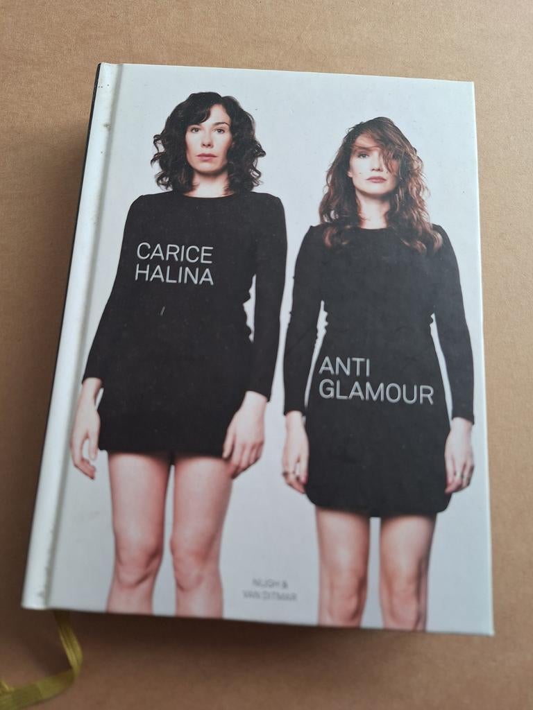 Halina Reijn - Antiglamour   Nieuw!!, Halina Reijn; Carice van Houten, Ophalen of Verzenden, Zo goed als nieuw, Mode algemeen