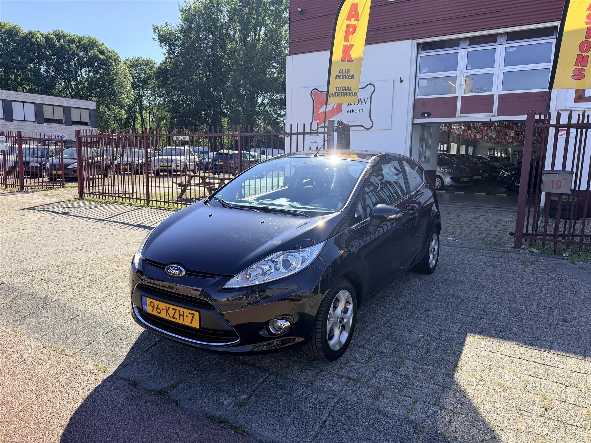 Ford Fiesta 1.25 60KW 3DR Titanium, Euro 5, 82 pk, Zwart, Origineel Nederlands