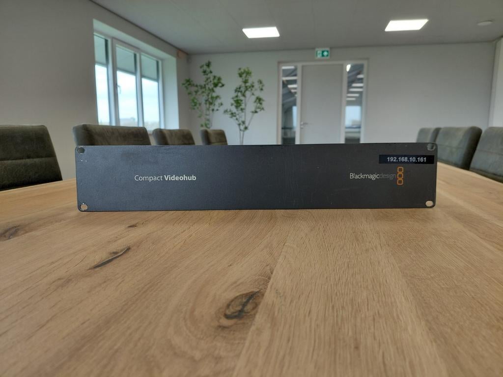 Blackmagic Design Compact Videohub Router, Ophalen of Verzenden, Gebruikt, Video