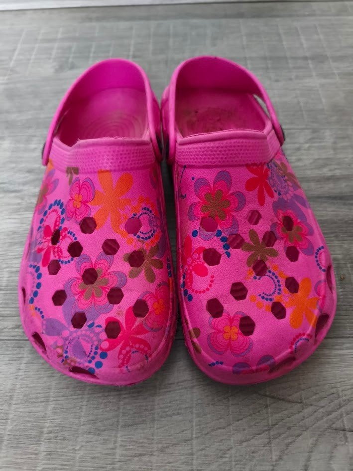 Roze dames instappers met bloemen opdrukken, Instappers, Ophalen of Verzenden, Roze, Gedragen