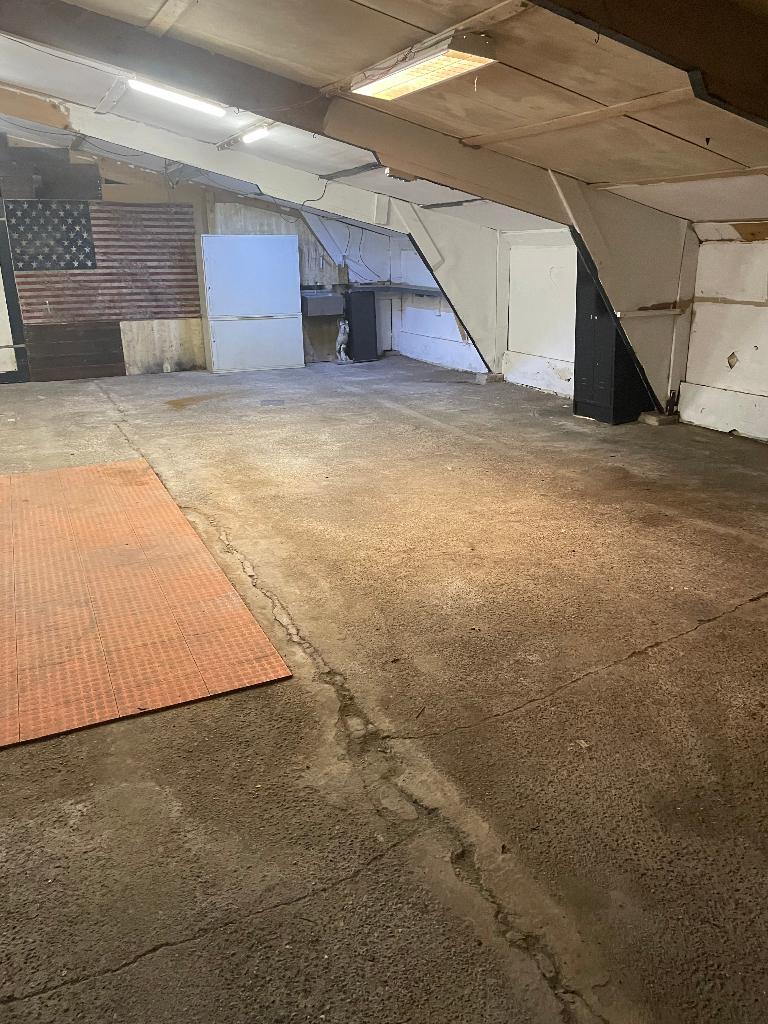 te huur schuur omgeving nieuweoord  Drenthe 200 m2 550 euro, Koop