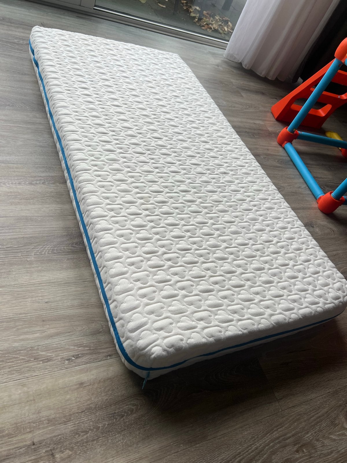 Aerosleep matras 60x120 cm incl. matrasbeschermer en 2 hoesl, Ophalen, Gebruikt, 70 cm of minder, 190 cm of minder