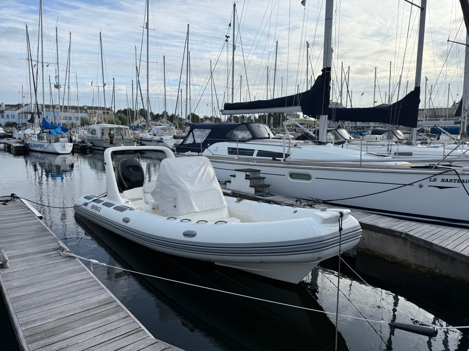 BRIG EAGLE 650 (2015) 225PK MERCURY, Watersport en Boten, Zo goed als nieuw, 45 cm, Polyester/glasvezel, Ophalen