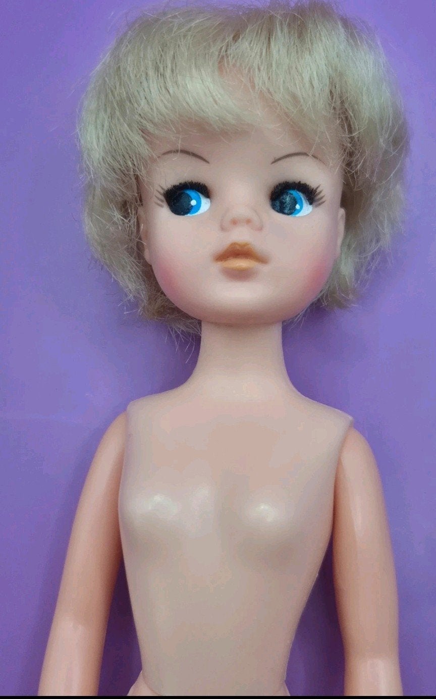 Vintage sindy pedigree pop, Ophalen of Verzenden, Zo goed als nieuw, Babypop