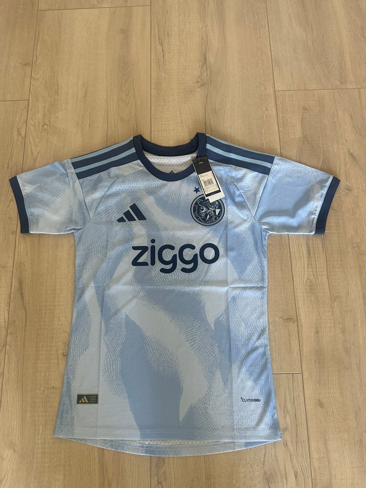 Ajax 3de shirt 2026/2027, Sport en Fitness, Voetbal, Maat S, Ophalen of Verzenden, Nieuw, Shirt