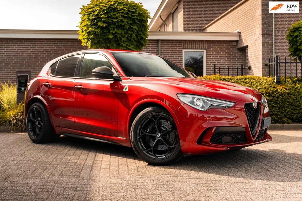Alfa Romeo Stelvio 2.9 V6 AWD Quadrifoglio 510 PK ACC H&K Ca, Auto's, Alfa Romeo, Gebruikt, 10 km/l, Bedrijf, Vierwielaandrijving