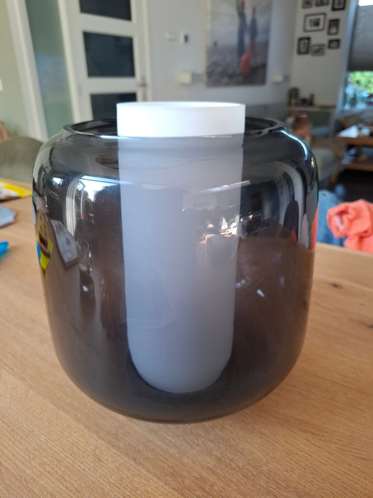 IKEA lampenkap - Donkergrijs glas met witte binnenkap, Ophalen, Overige typen, Rond, Zo goed als nieuw