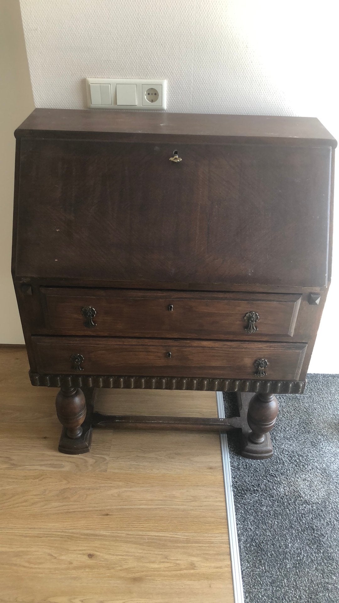 Prachtige secretaire, Ophalen, Zo goed als nieuw