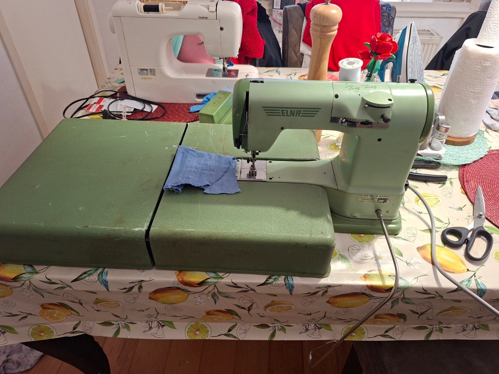 Elna  "Grasshopper" Vintage Naaimachine - Zwitserse kwalite, Overige merken, Gebruikt, Ophalen of Verzenden, Naaimachine