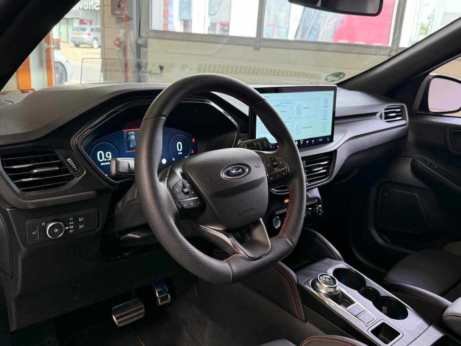 Ford KUGA 2.5 FHEV ST-LINE X, 1 Jaar Bovag Garantie, Camera,, Auto's, Automaat, 14 kWh, 1589 kg, Zwart