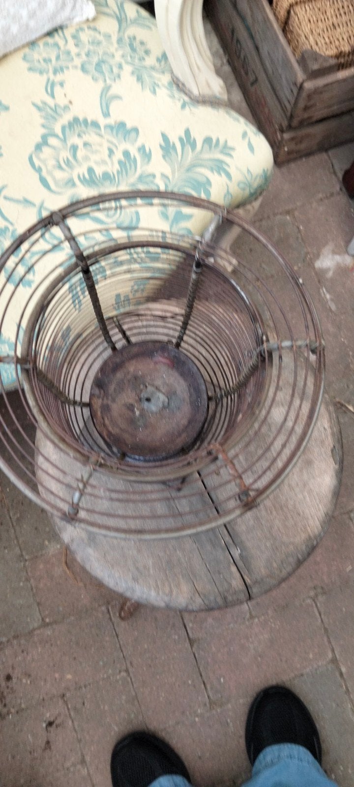 Brocante metalen kandelaar
Kunnen grote kaarsen, Gebruikt, ., Ophalen of Verzenden, .