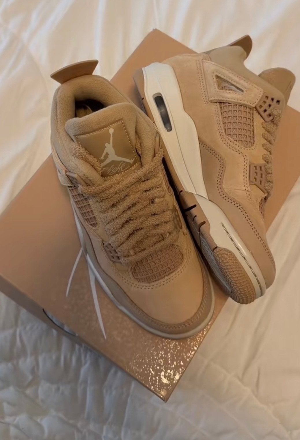 Jordan sneakers origineel maat 38/39, Ophalen of Verzenden, Zo goed als nieuw, Beige, Sneakers of Gympen